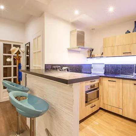 Coulee Verte 2 Bedrooms In The Old Town At 5 Min From The Sea Apartman Nizza