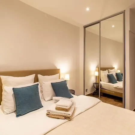 Lägenhet Coulee Verte 2 Bedrooms In The Old Town At 5 Min From The Sea *